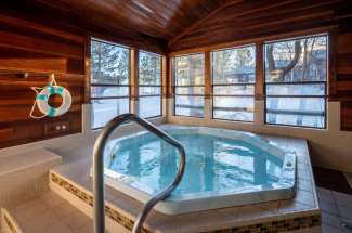 Unit 13 Lakeside at Tahoe- Bearpaw Lodge